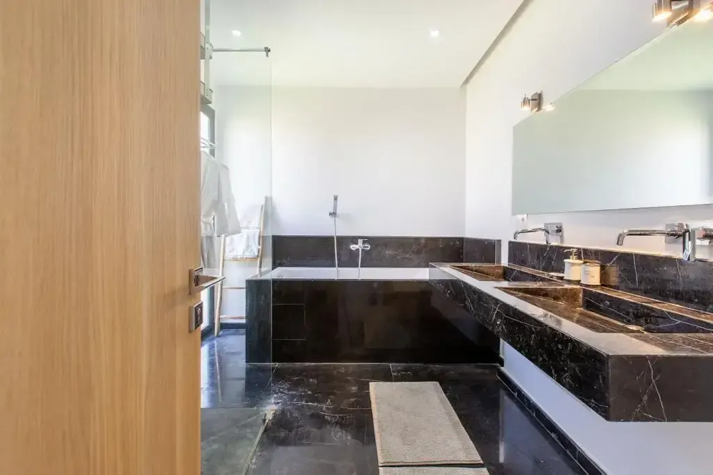 Villa contemporaine de plain-pied – Route de l’Ourika — ROUTE DE L'OURIKA, Marrakech — photo 9