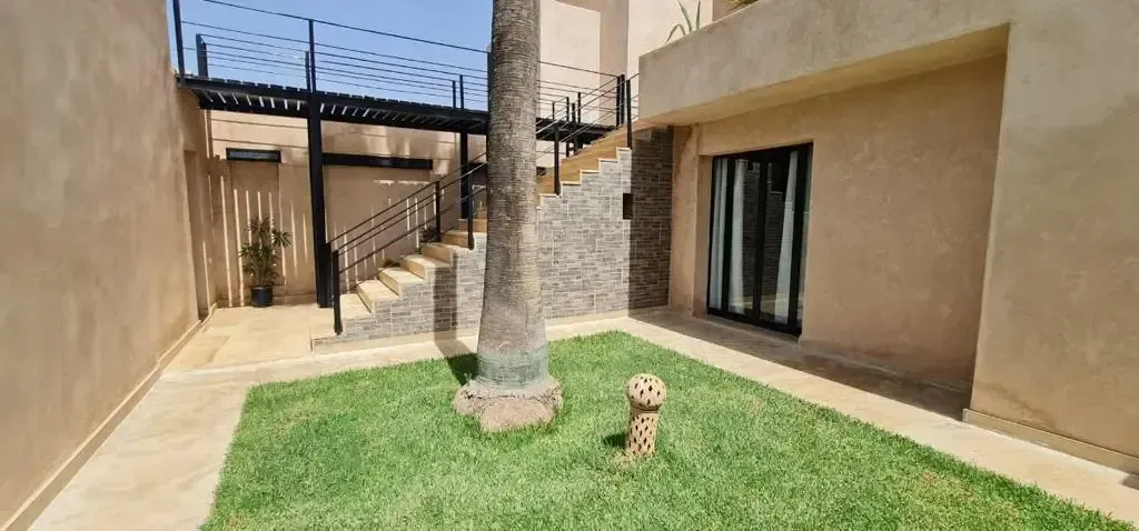 Villa Oliveraie – Élégance contemporaine en front de golf à Amelkis — AMELKIS, Marrakech — photo 2