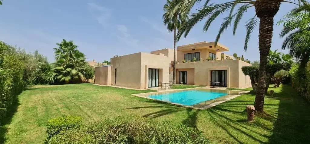 Villa Oliveraie – Élégance contemporaine en front de golf à Amelkis — AMELKIS, Marrakech — photo 4